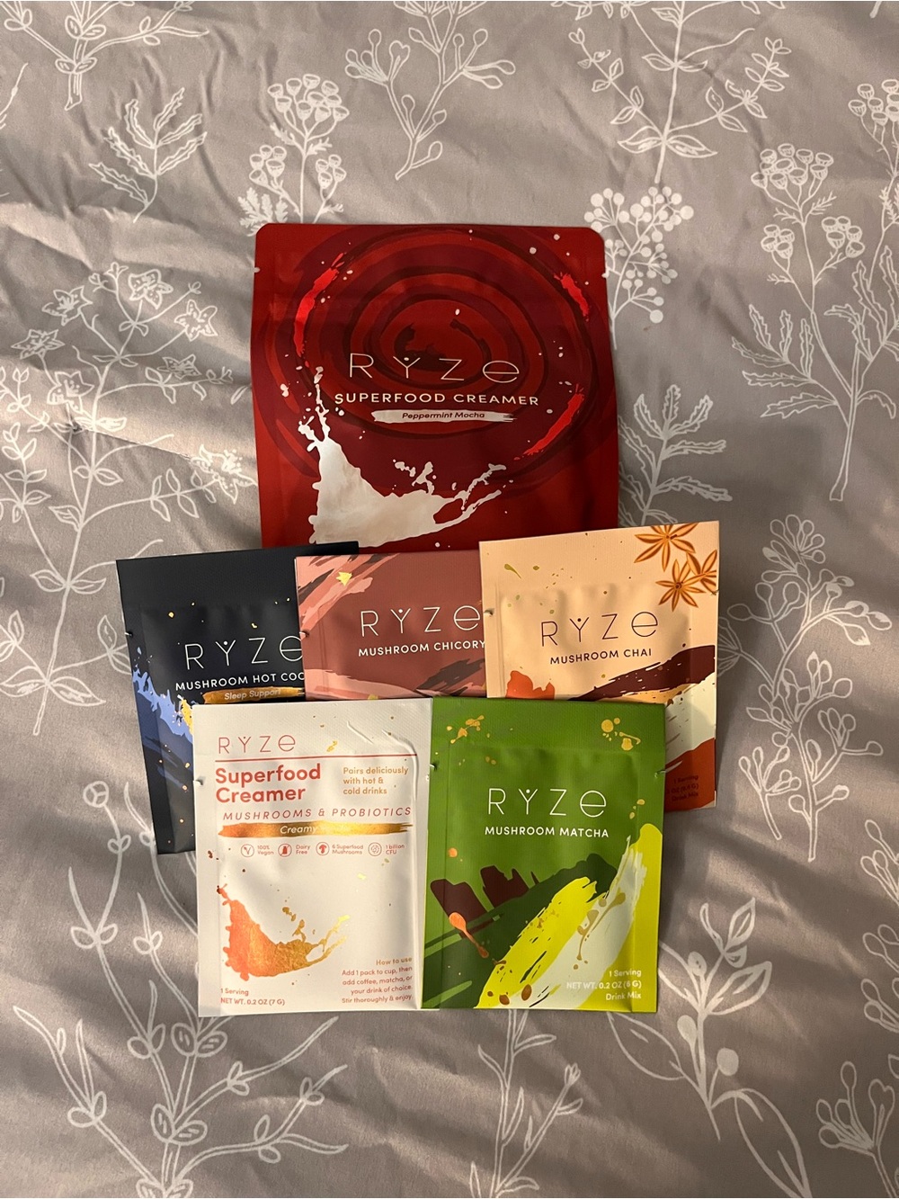 Superfood Creamer and sample packs